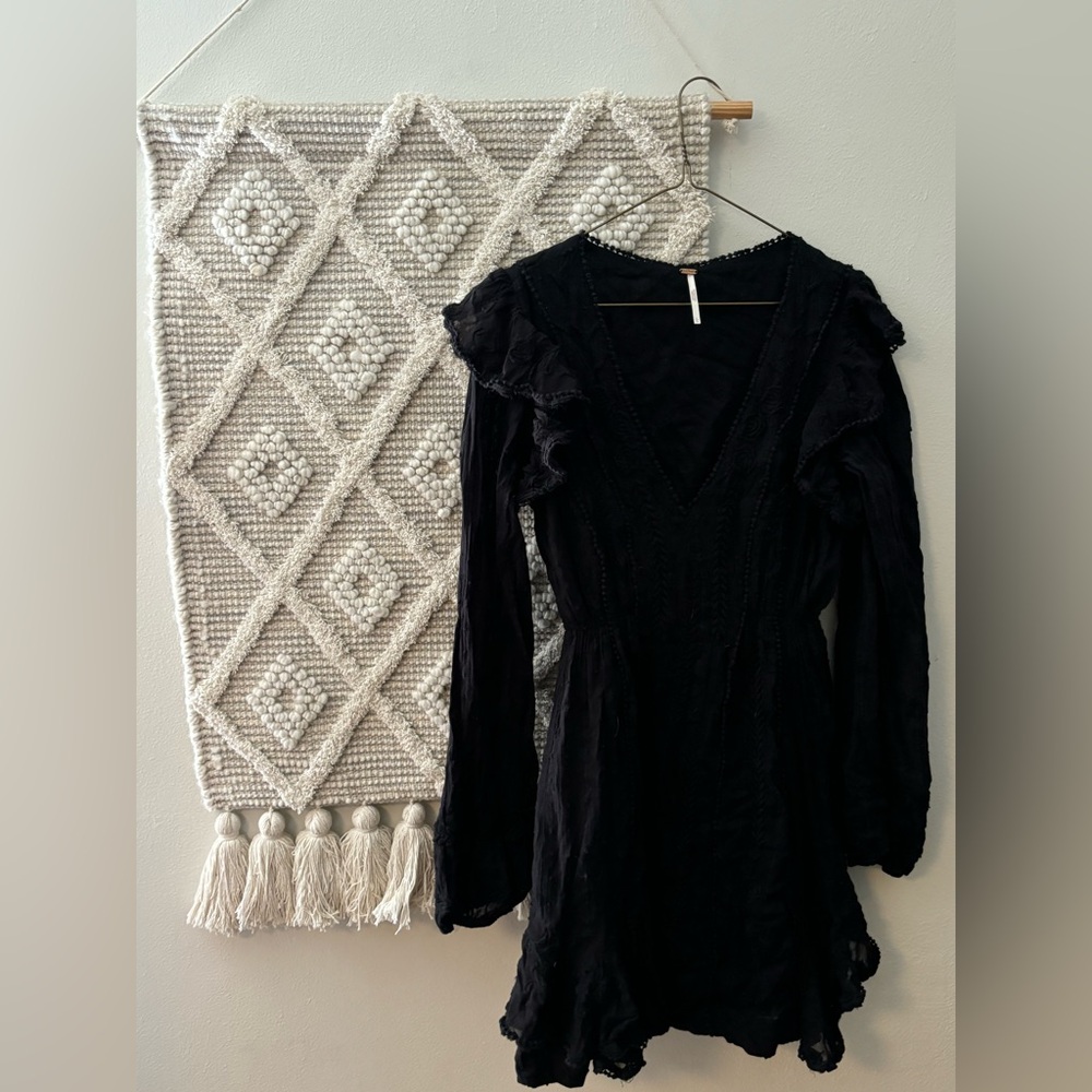 Free people large black v neck mini dress fits like a medium